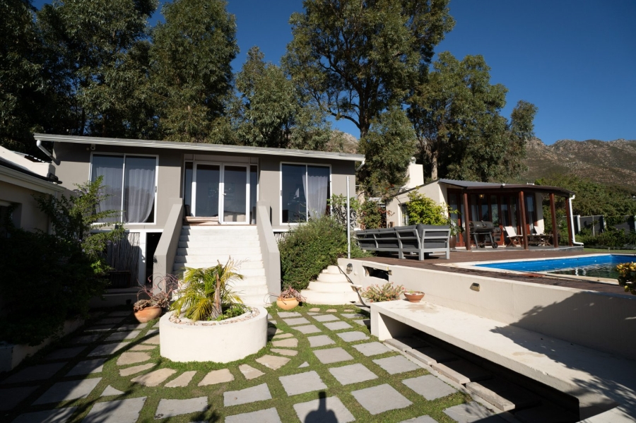 3 Bedroom Property for Sale in Mountainside Western Cape